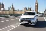 Mitsubishi Outlander PHEV 2015 года (UK)